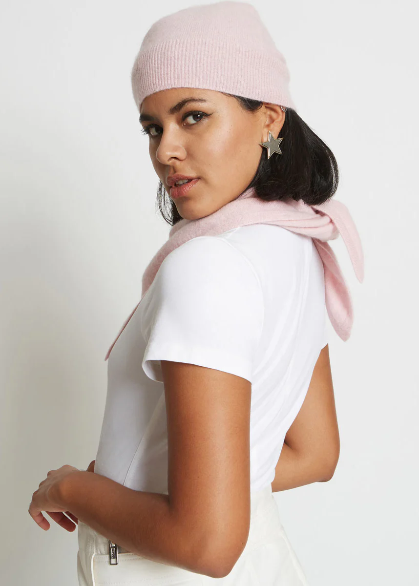 ABI CASHMERE BEANIE HAT IN CAMEO - Image 2