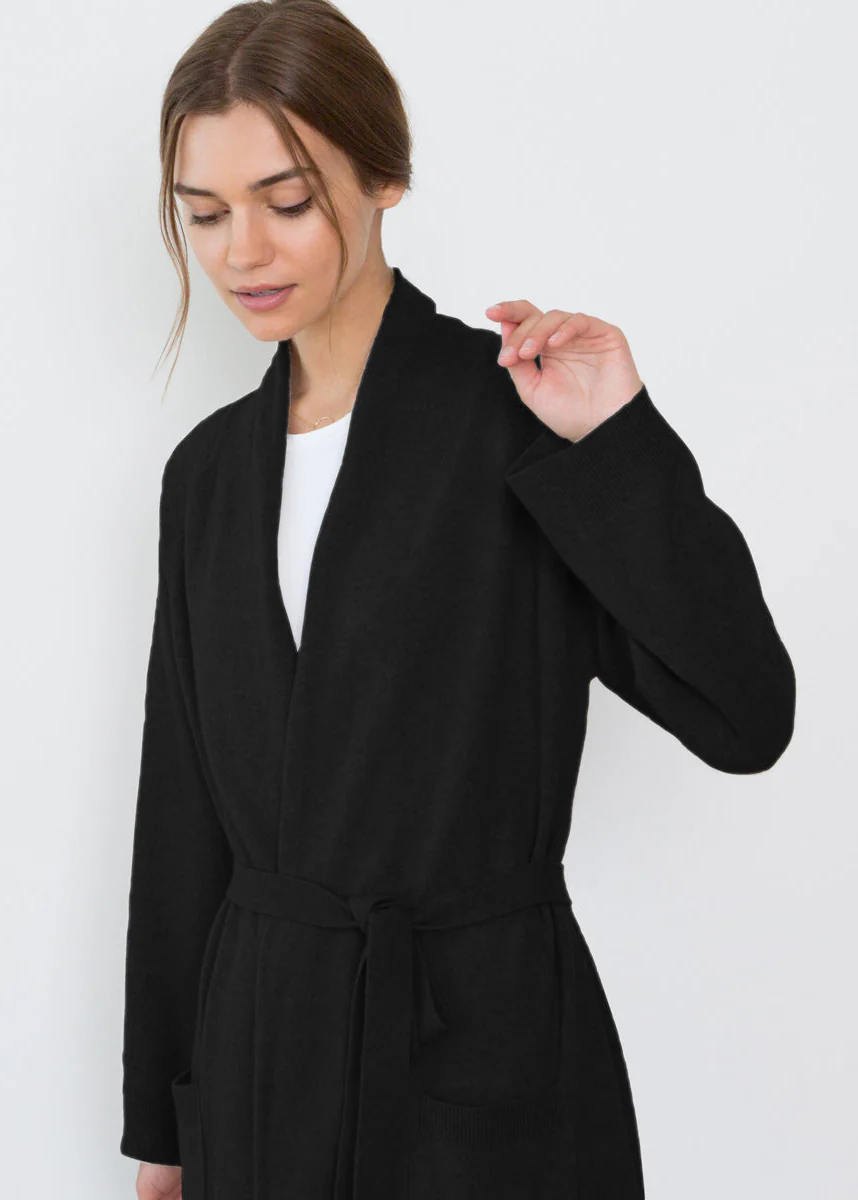 SARAH CASHMERE CARDIGAN ROBE IN BLACK - Image 4