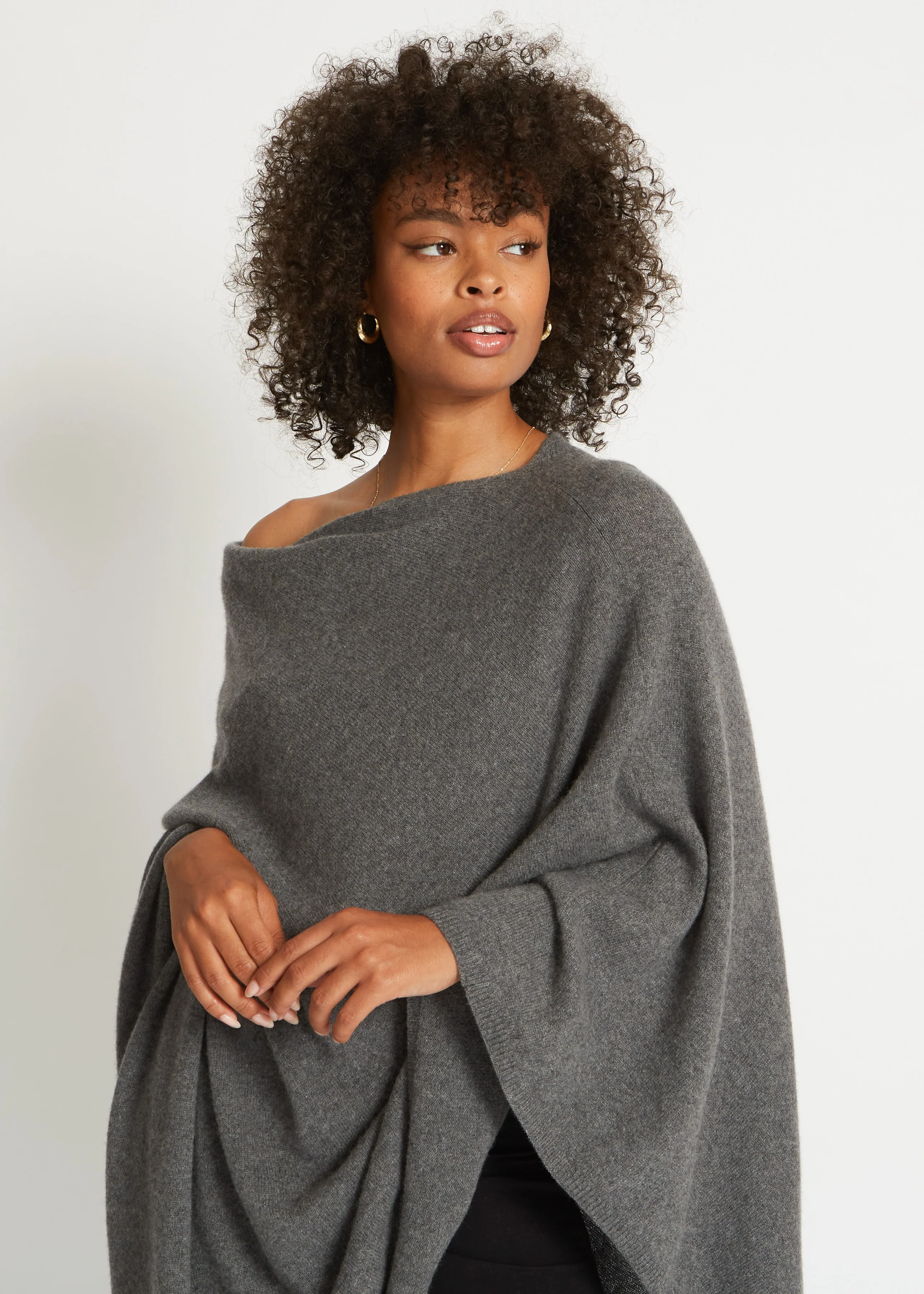 JENICA OVERSIZED CASHMERE CAPE PONCHO IN HEATHER CHARCOAL - Image 2