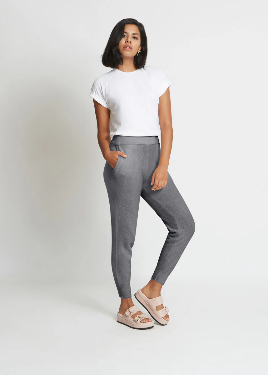 ADDISON CASHMERE TRACK PANT IN HEATHER CHARCOAL - Image 2