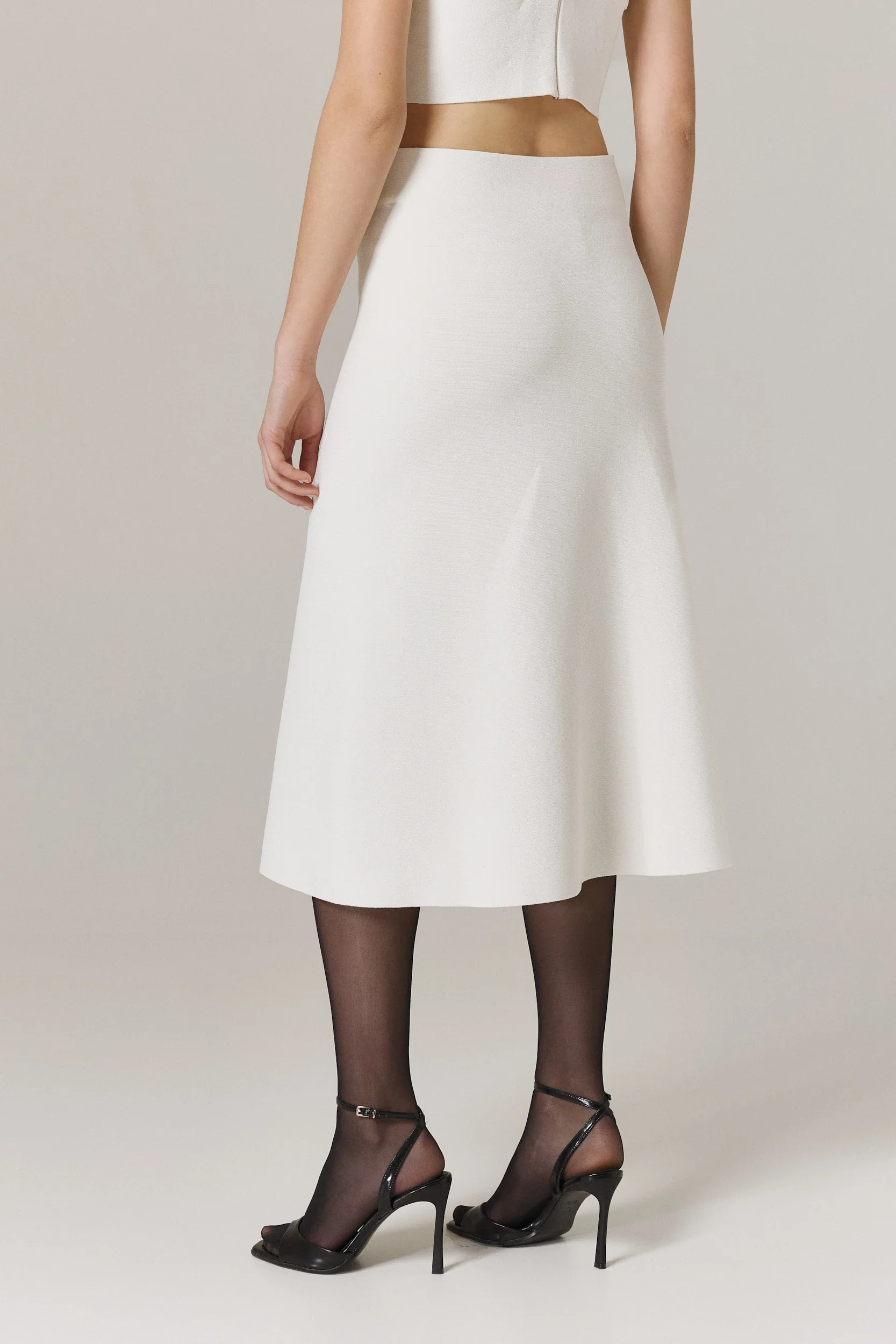 PAULA CIRCULAR KNIT A-LINE SKIRT WITH METAL ZIPPER IN SUGAR - Image 5