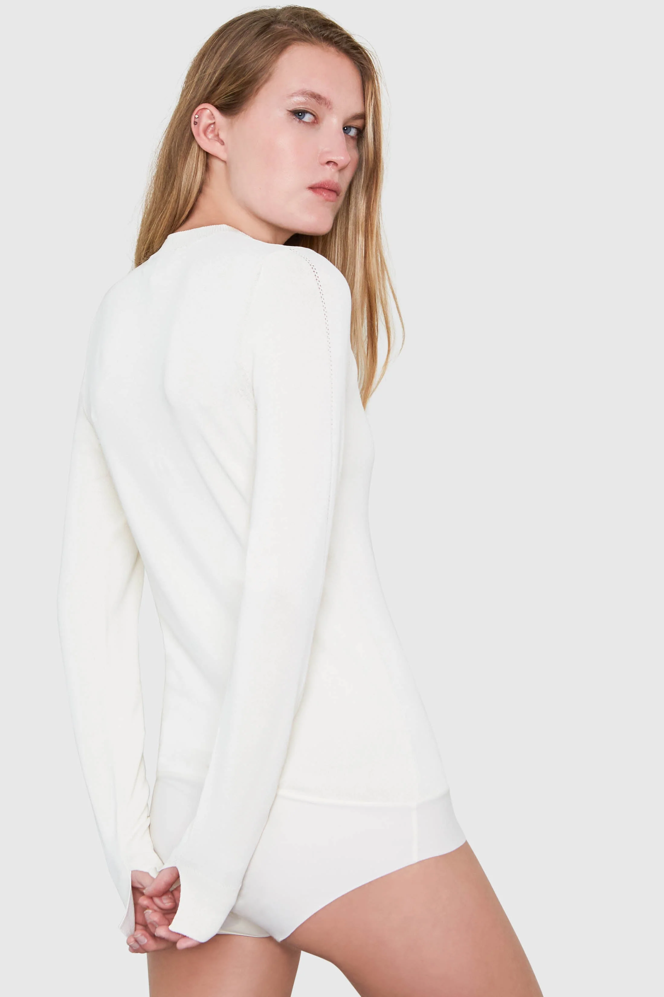 AMBER CREW NECK VISCOSE BODYSUIT IN CREAM - Image 3