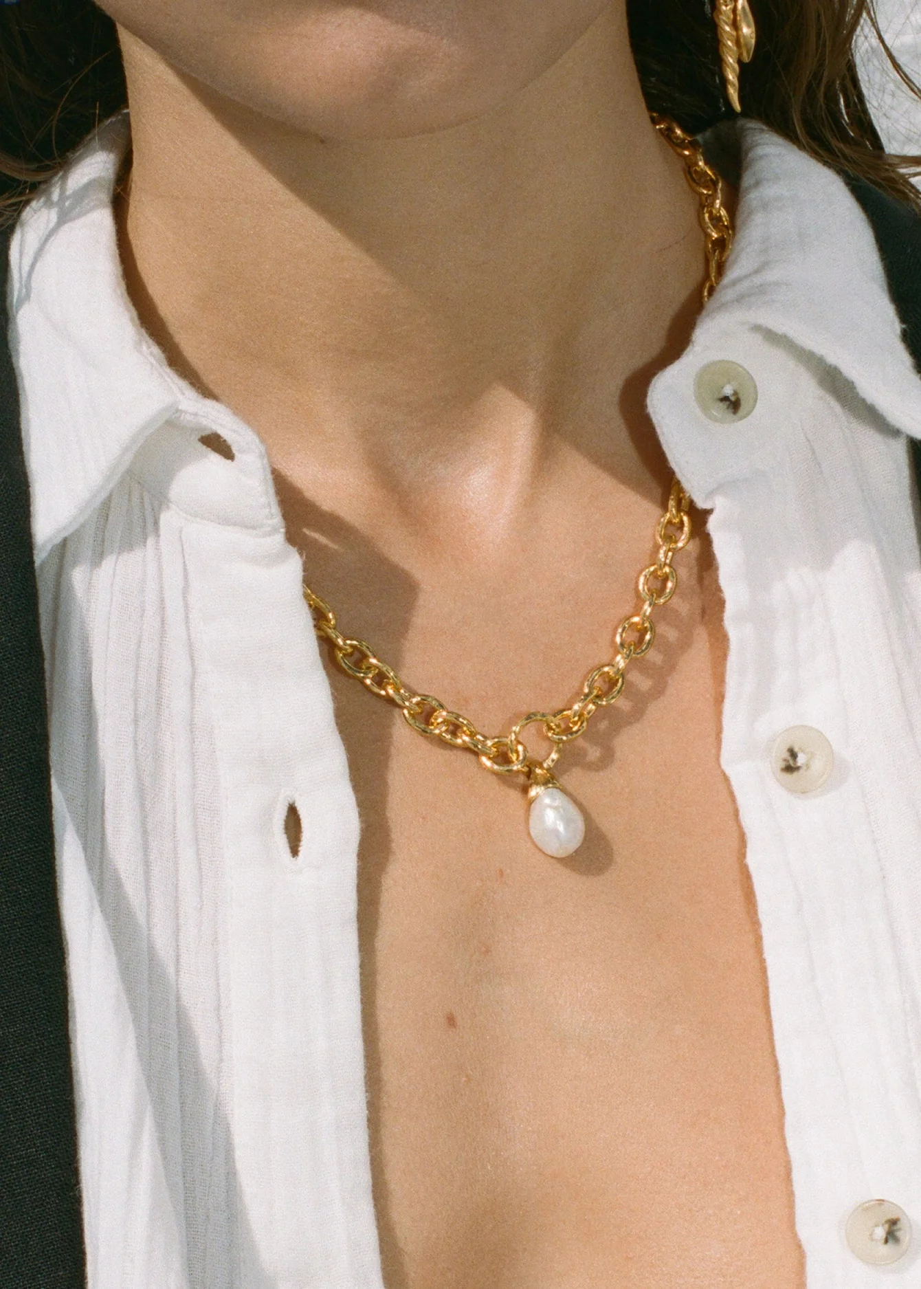 PAMELA LOVE - Damia Pearl Pendant Necklace - Image 3