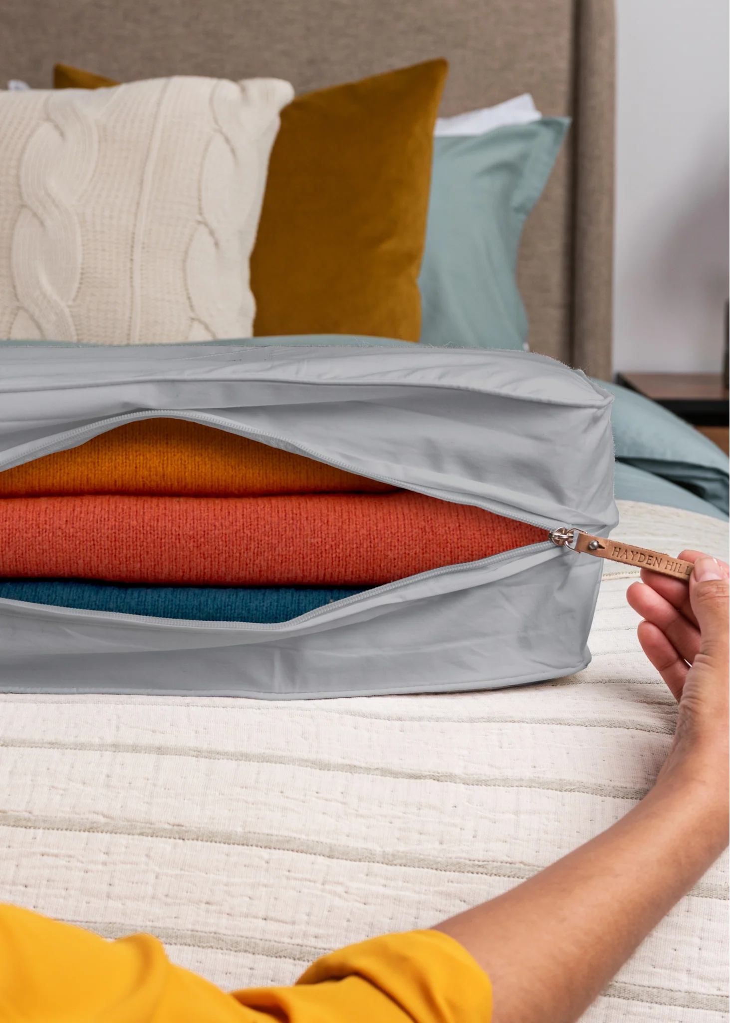HAYDEN HILL - Extra Large Organic Cotton Storage Bag in Gray - Image 6