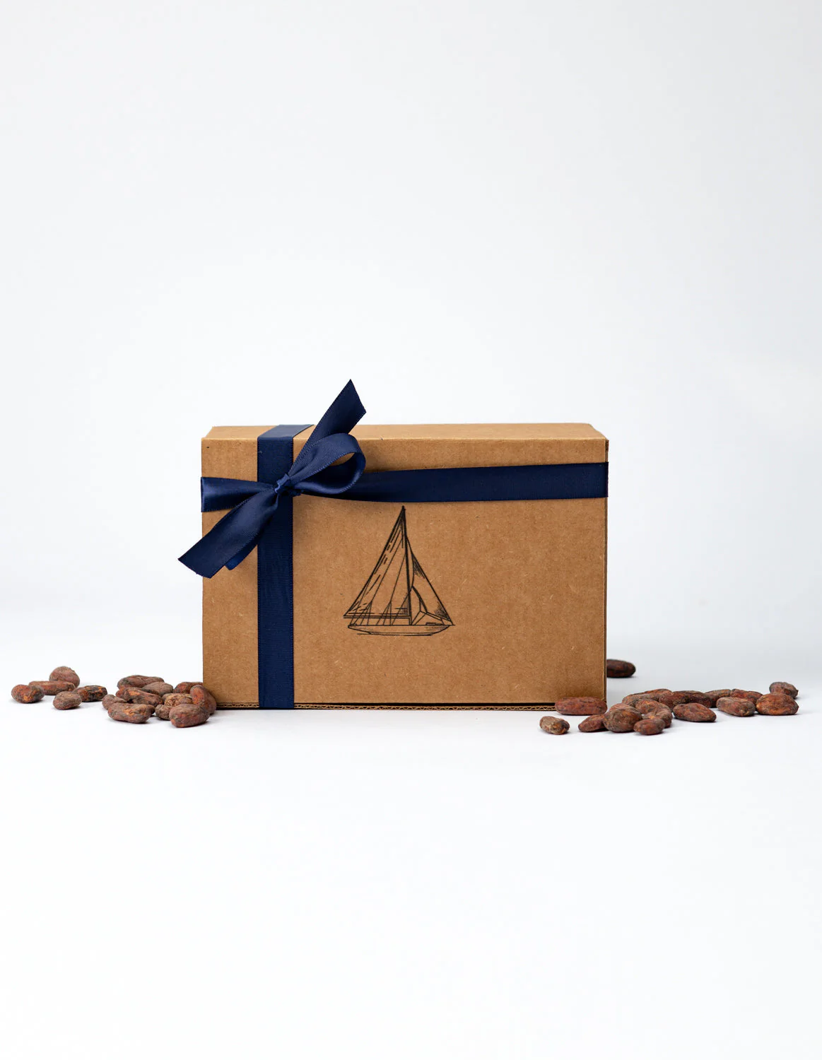 SPINNAKER CHOCOLATE - Four Piece Dark Bar Gift Set - Image 2