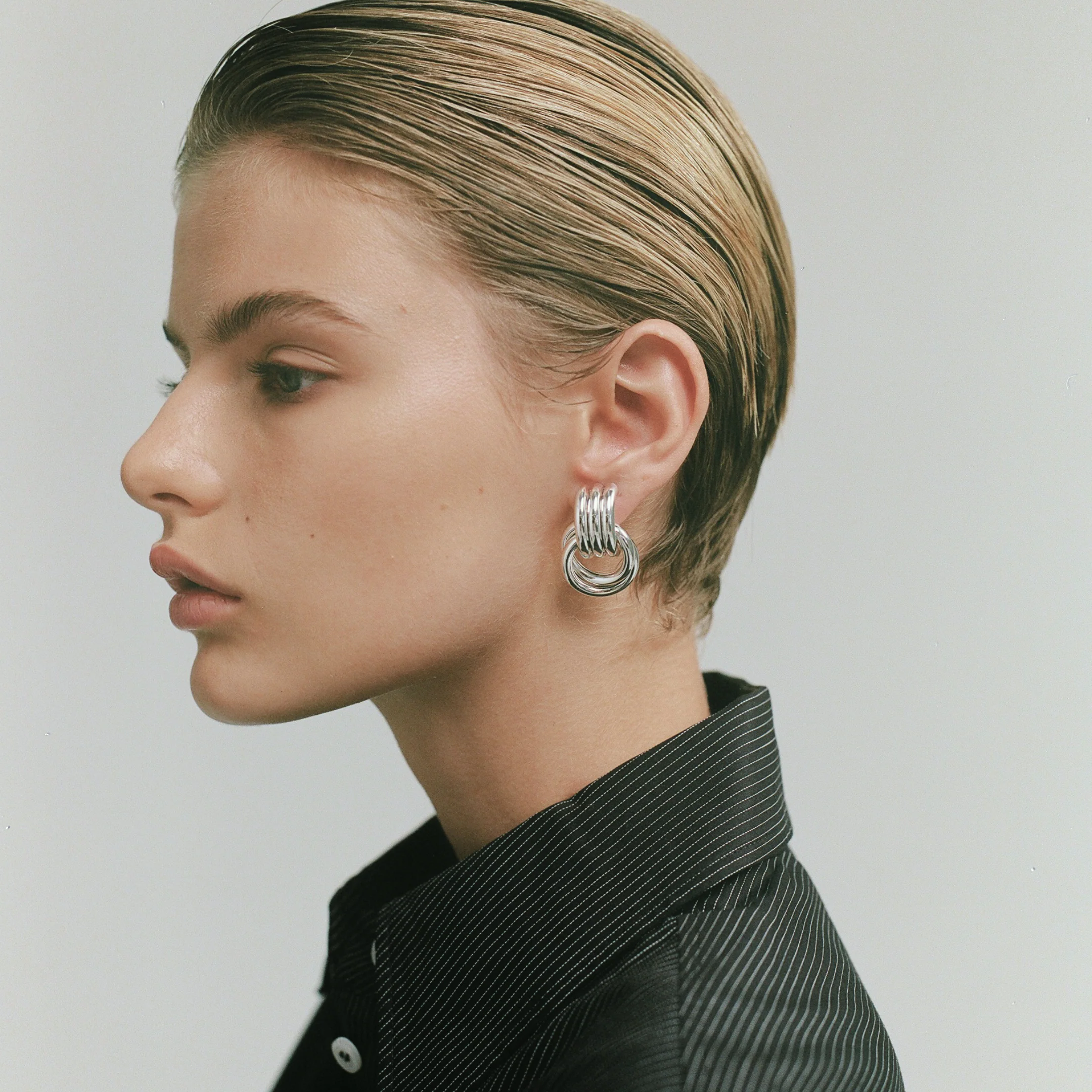 HEAVEN MAYHEM - Mini Knot Earrings - Image 9