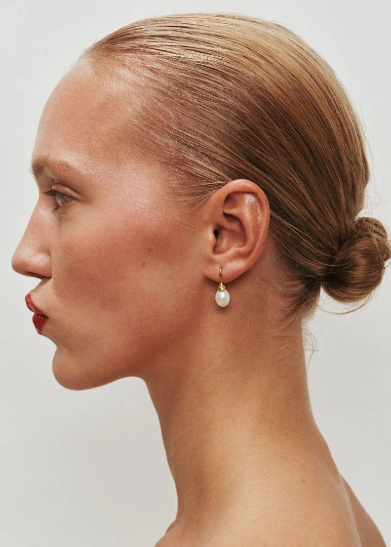 HEAVEN MAYHEM - Odette Pearl Earrings in Gold or Silver - Image 2
