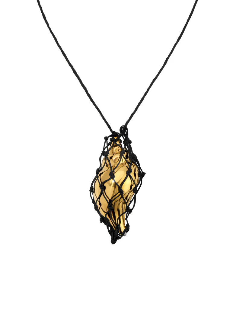 HEAVEN MAYHEM - Sterling Macrame Necklace with Shell Pendant - Image 3