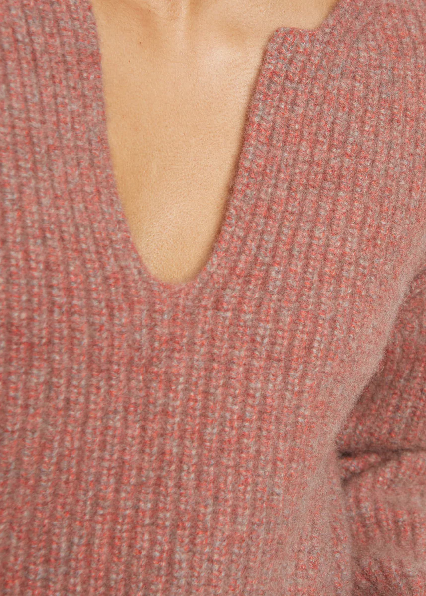 KAYA RIBBED PURE CASHMERE SWEATER IN RED AGATE - Image 3