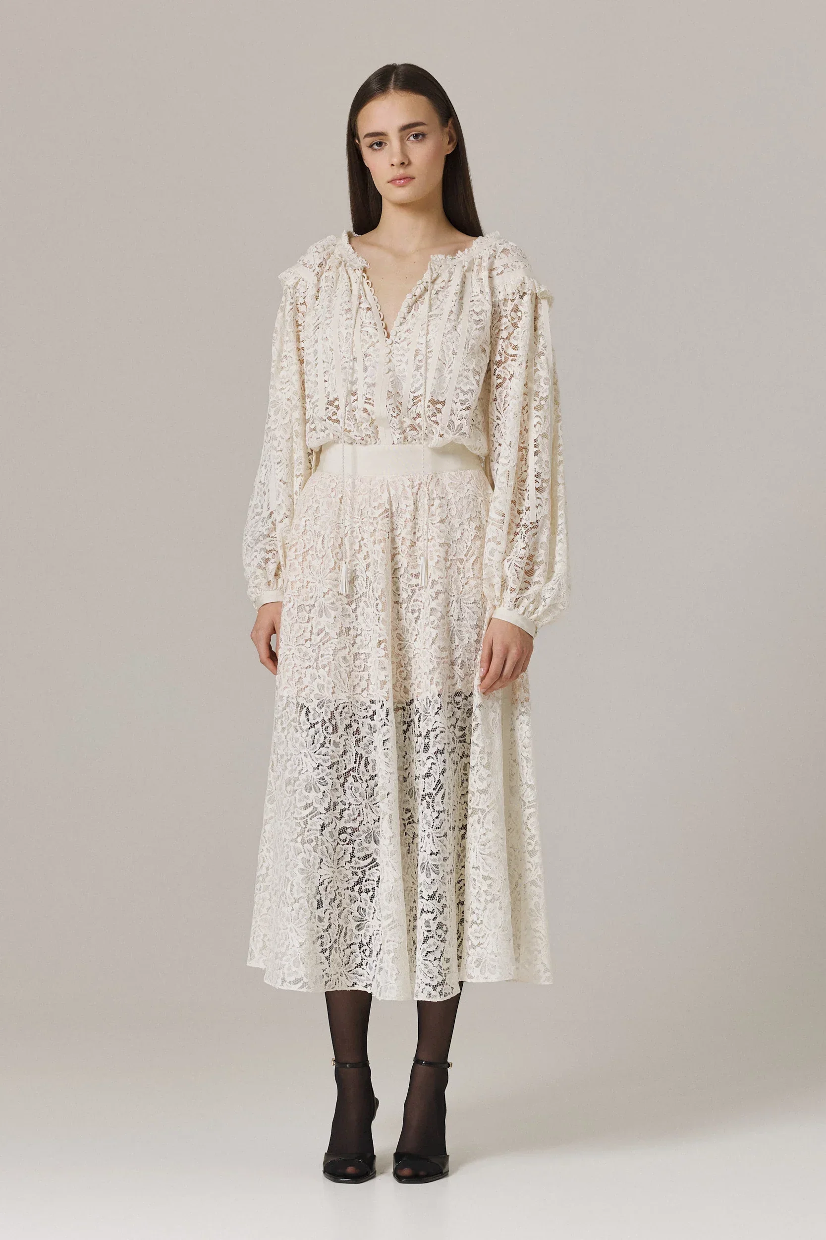 OZANA LACE DRESS WITH GROSGRAIN APPLIQUE IN SUGAR - Image 4