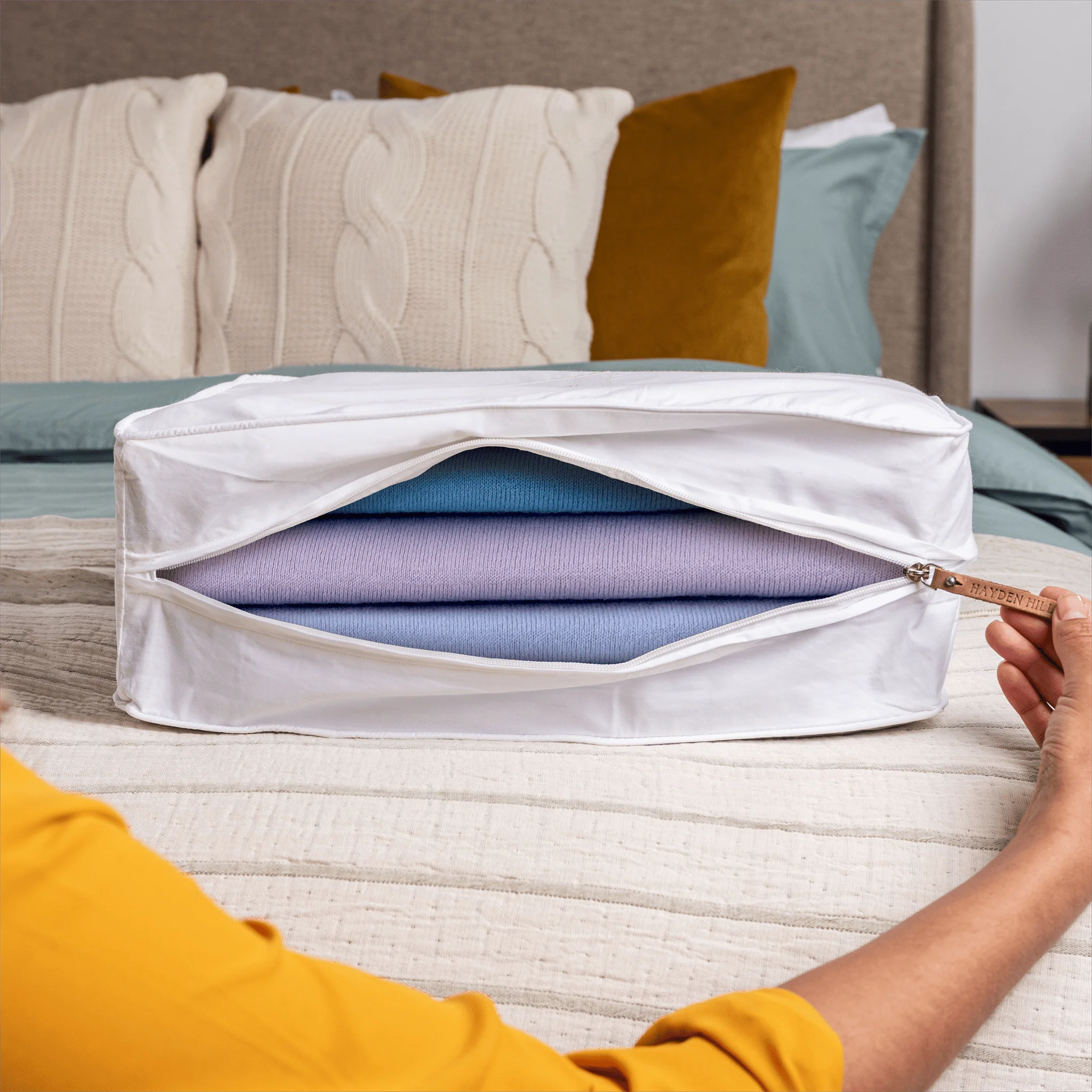 HAYDEN HILL - Large Organic Cotton Storage Bag - Image 4