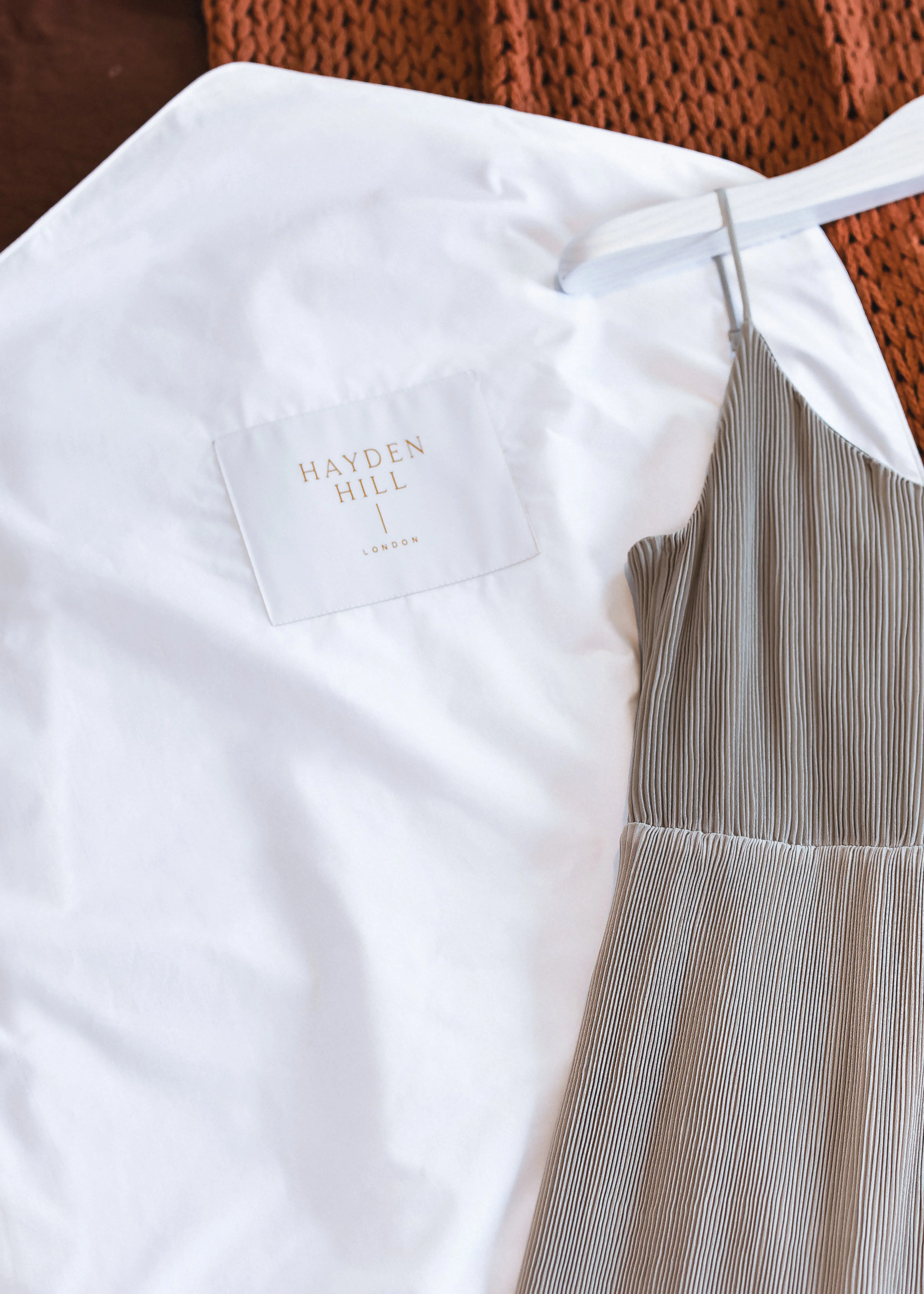 HAYDEN HILL - Long Organic Cotton Hanging Garment Bag - Image 8