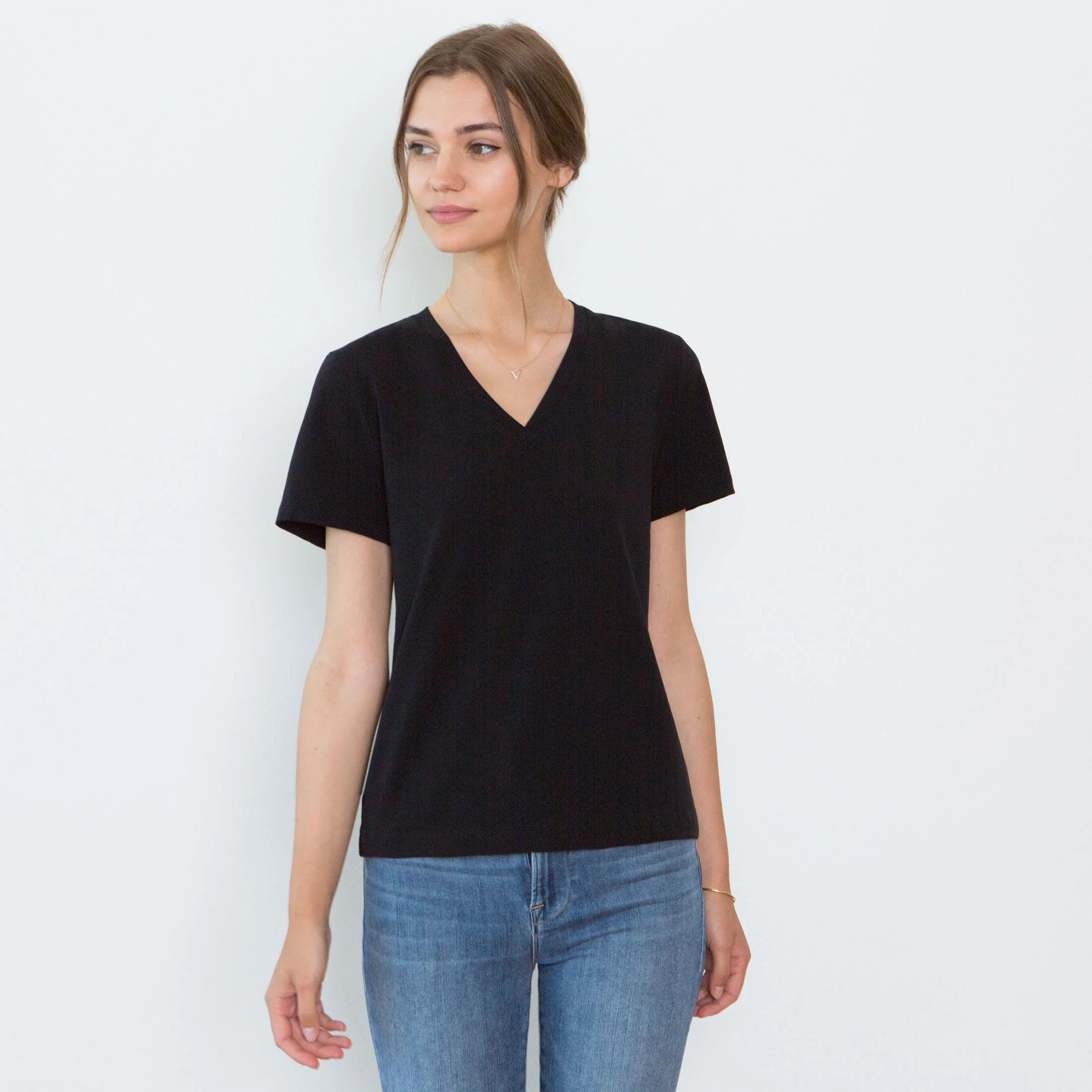 MAGDA ORGANIC COTTON V-NECK T-SHIRT BUNDLE - Image 6