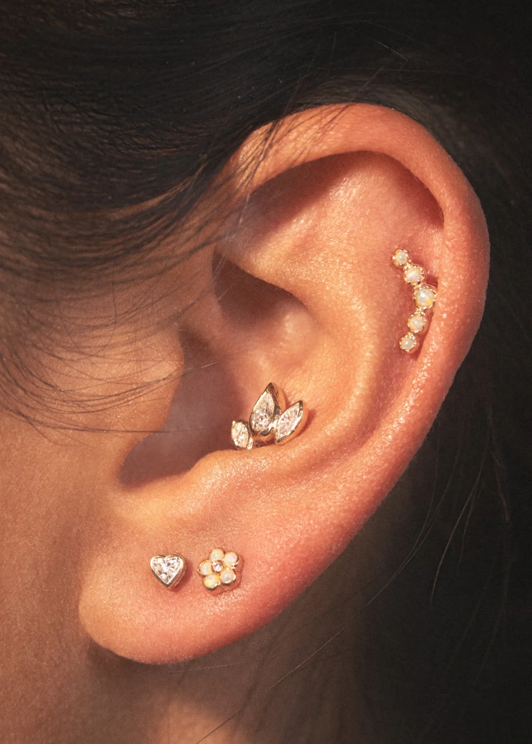 PAMELA LOVE - Lapis and Gold Marquise Pear Stud - Image 3