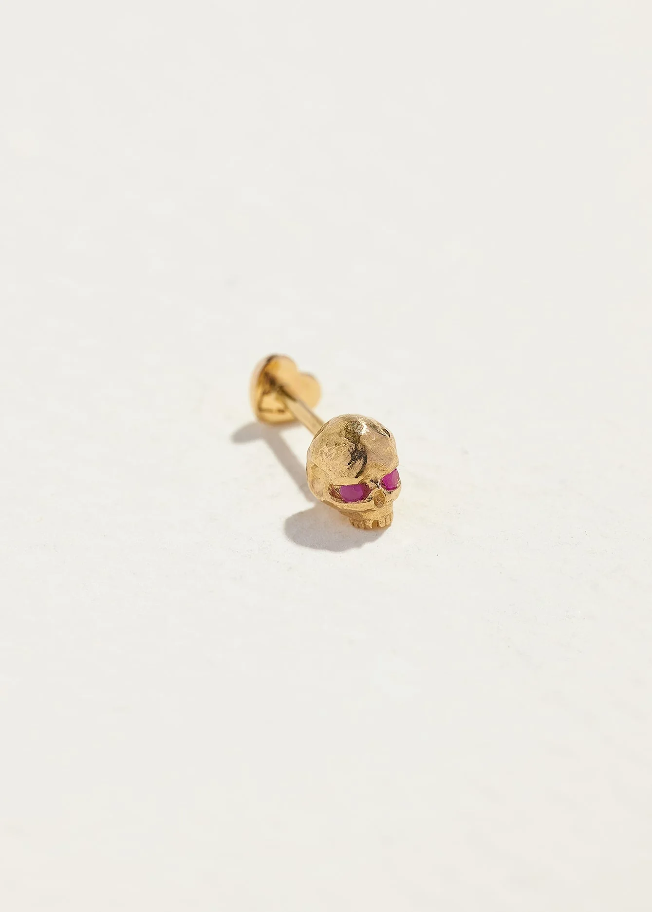 PAMELA LOVE - Gold and Ruby Memento Mori Stud - Image 2