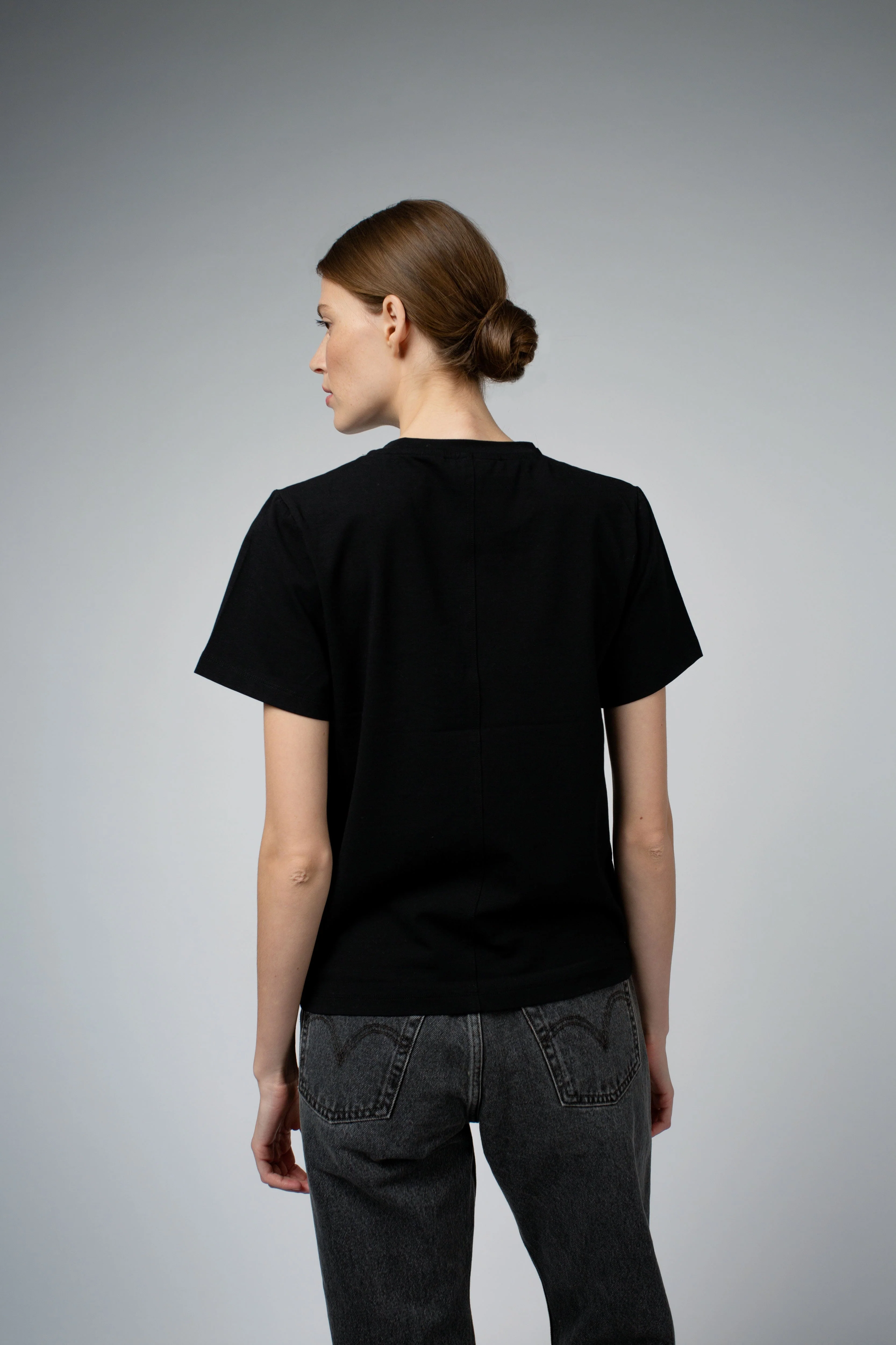 ADRY ORGANIC COTTON CREW NECK T-SHIRT IN BLACK - Image 3