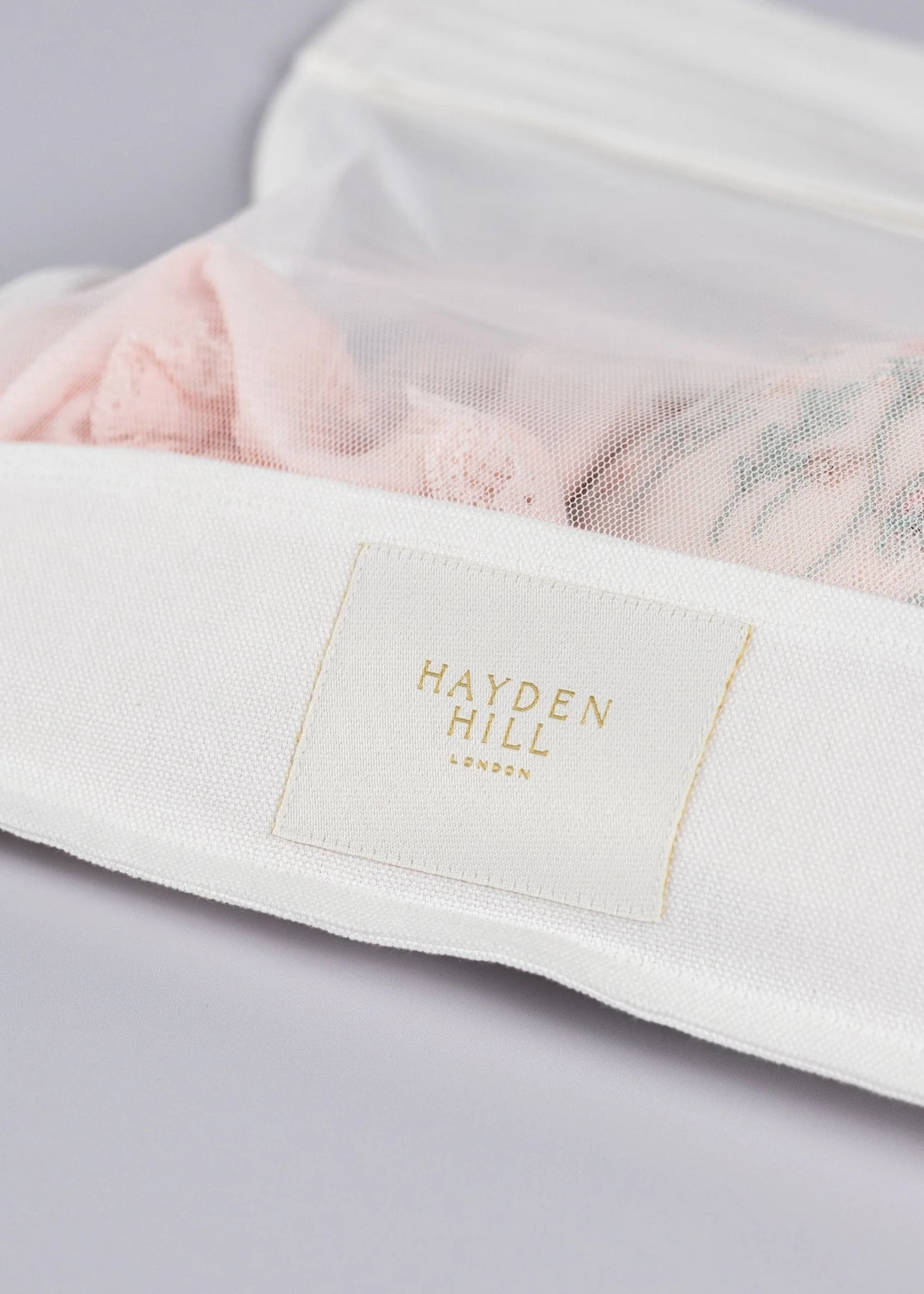 HAYDEN HILL - Organic Cotton Wash Bags For Delicates Set of 2 in White - Image 5