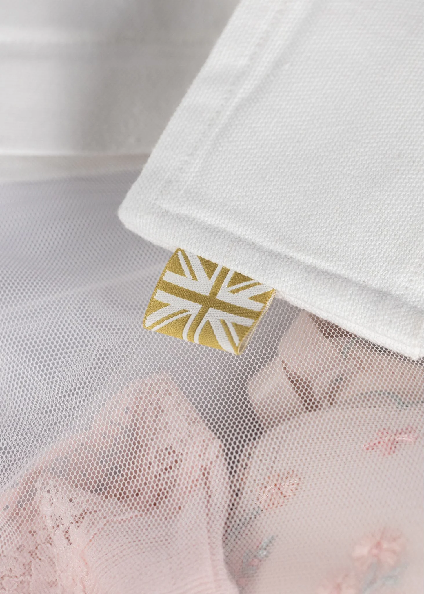 HAYDEN HILL - Organic Cotton Wash Bags For Delicates Set of 2 in White - Image 7