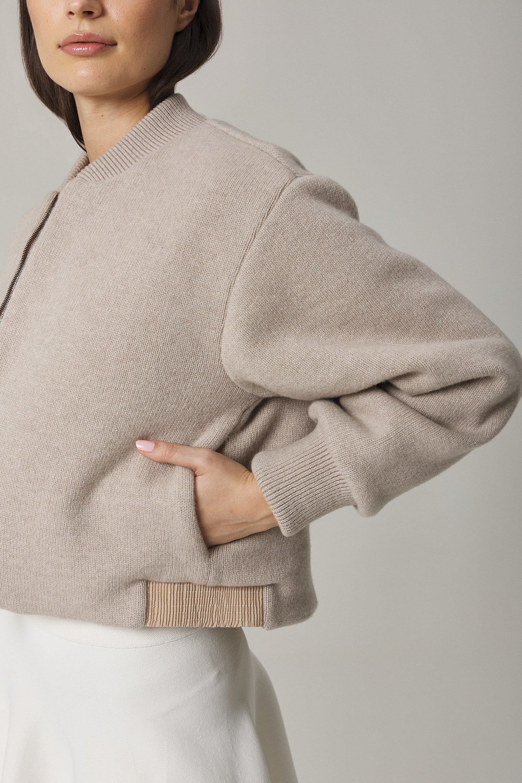 JAIME CASHMERE BLEND REVERSIBLE FLIGHT JACKET IN OAT - Image 3