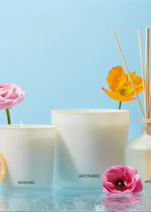 APOTHEKE - Sea Salt Grapefruit Classic Candle - Image 3