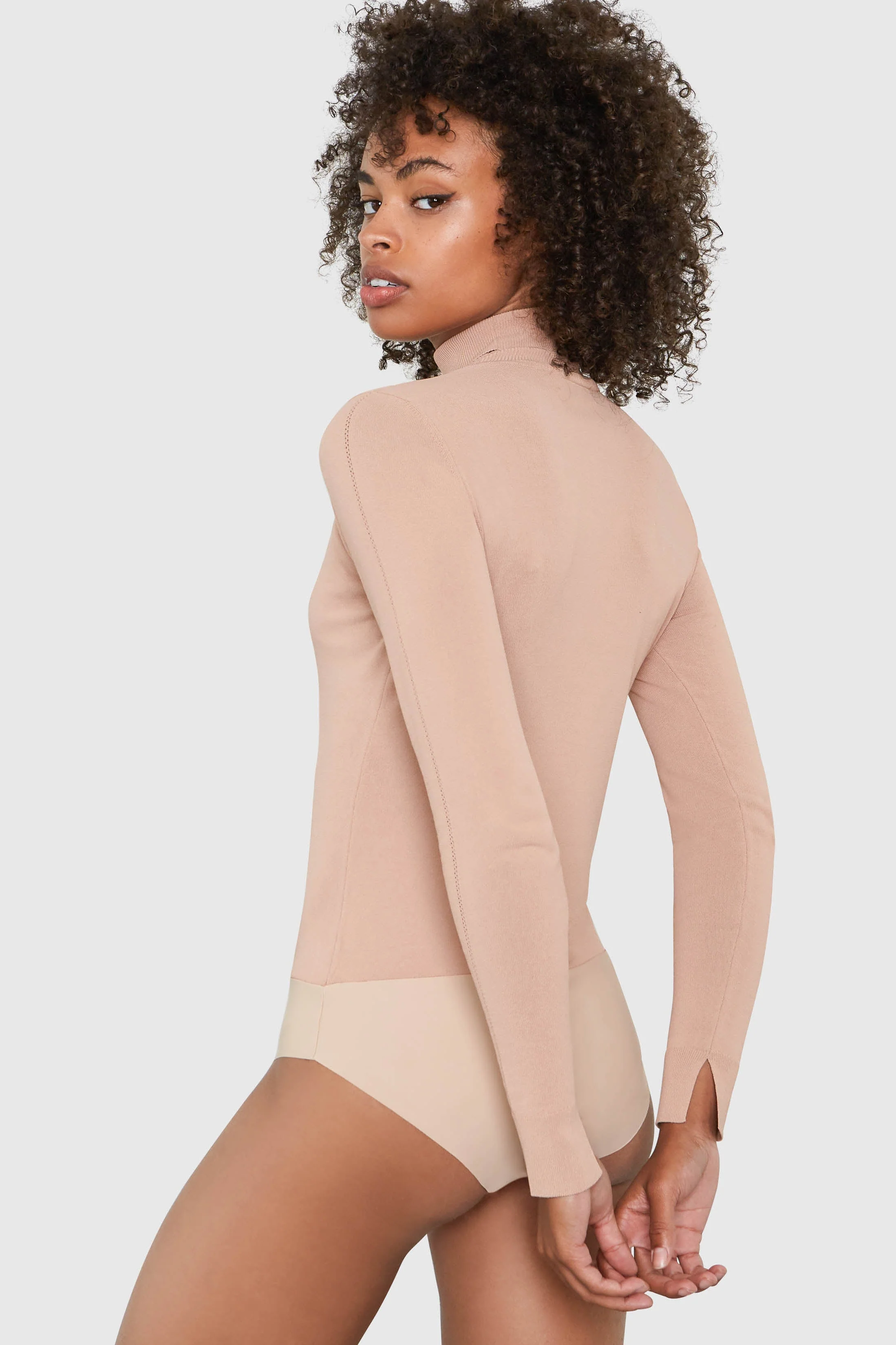 MIRA TURTLENECK VISCOSE BODYSUIT IN BEIGE - Image 4