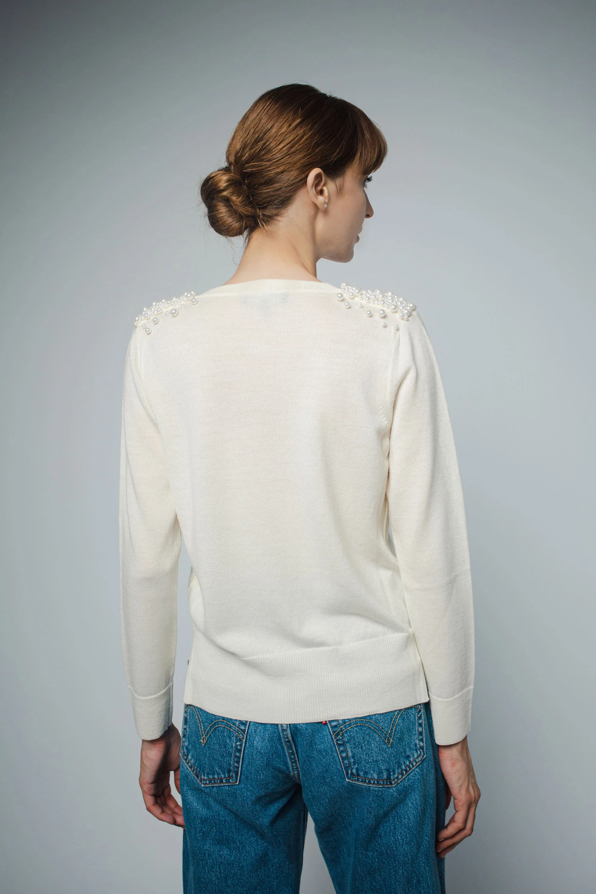 JULIA V-NECK PULLOVER WITH PEARL BEADING IN SOFT WHITE - Image 3