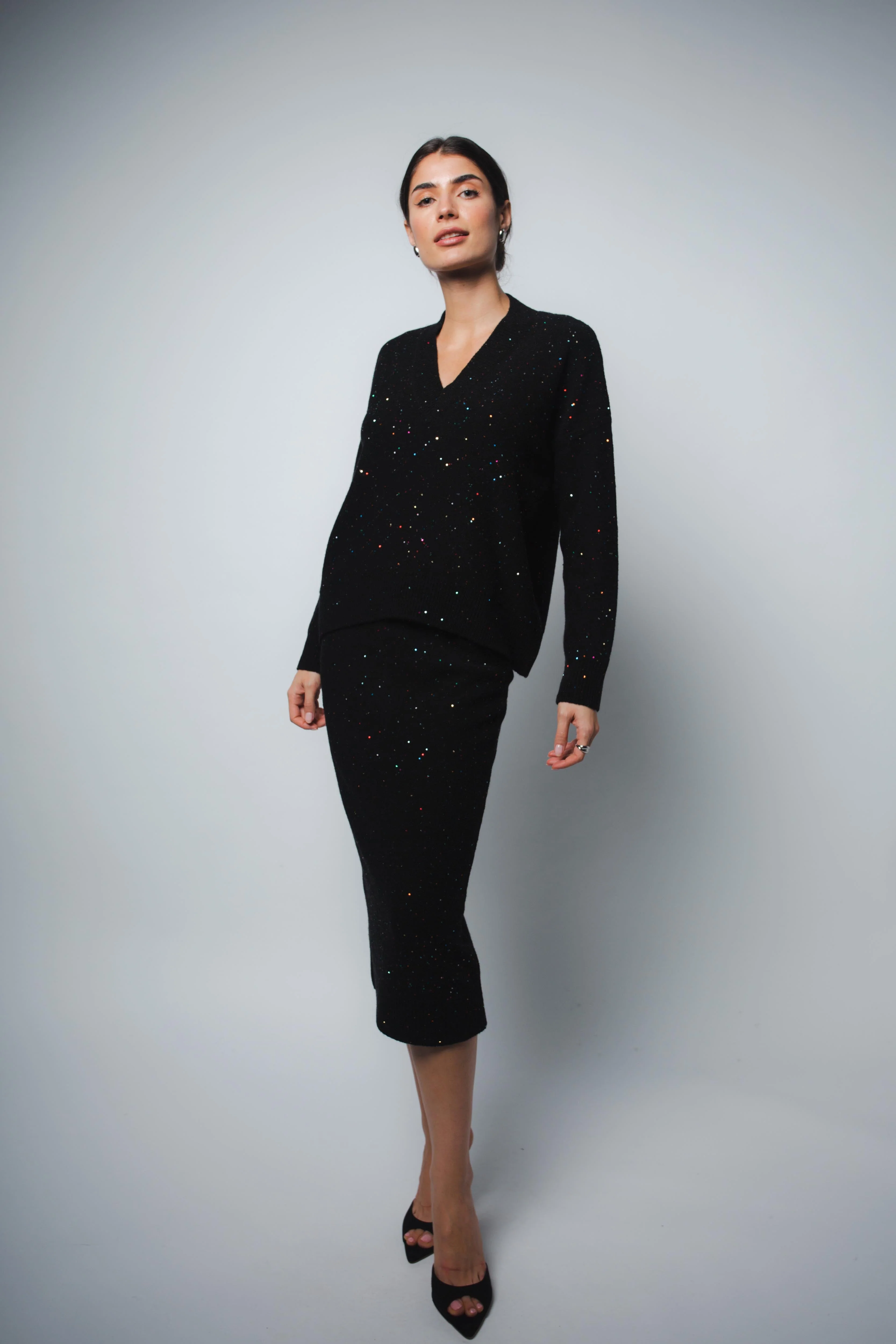 CRISTA V-NECK SWEATER IN SEQUIN CASHMERE IN BLACK SPARKLE - Image 2